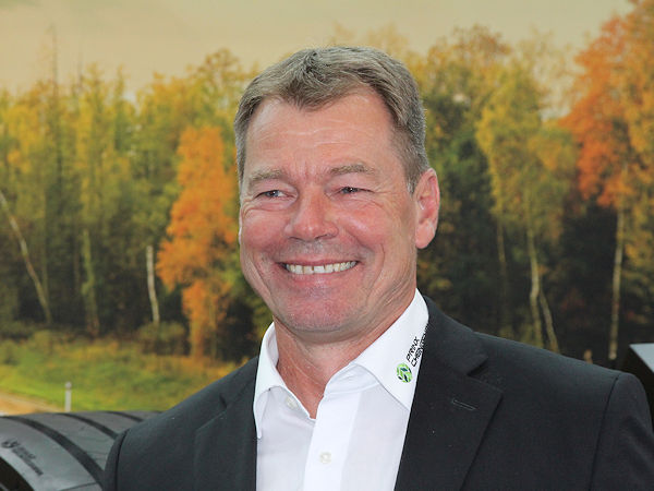 Wie Thomas Wohlgemuth als Managing Director der Prinx Chengshan Tire Europe GmbH sagt, gehören die in den USA zurückgerufenen Reifen des chinesischen Herstellers in hiesiger Region nicht zu seinem Lieferprogramm (Bild: NRZ/Christian Marx)
