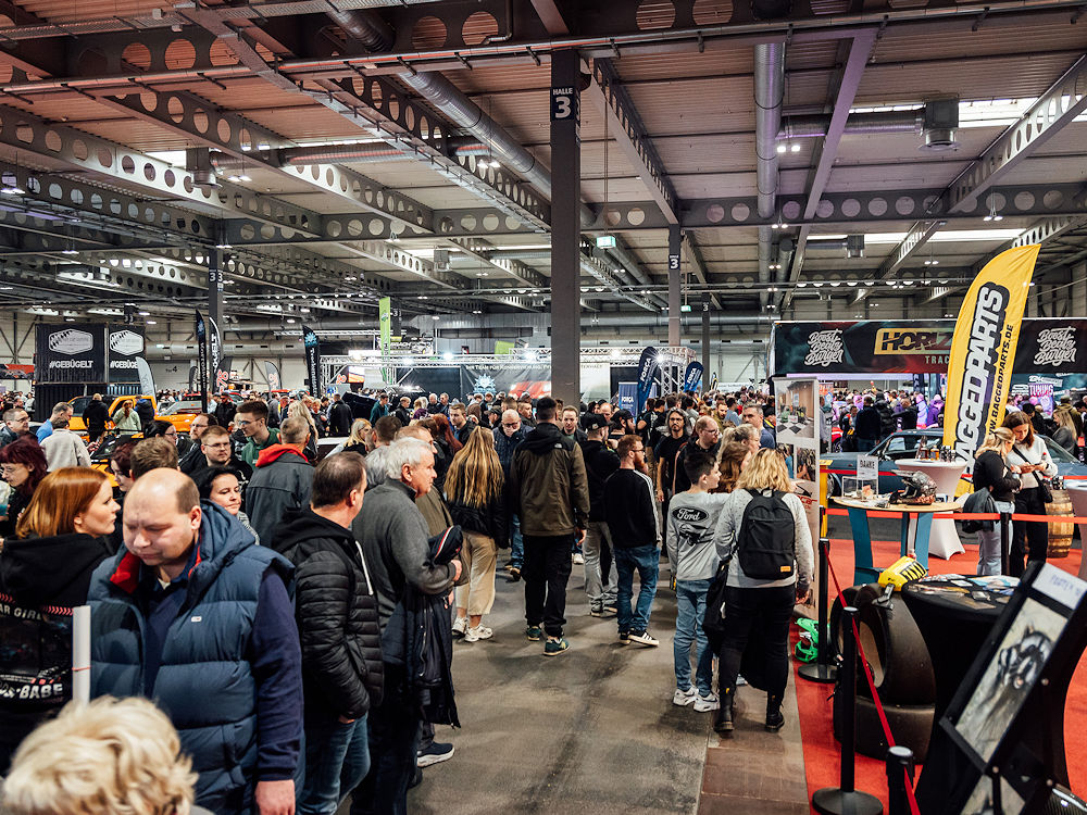 An den drei Veranstaltungstagen vom 24. bis zum 26. Januar der Automobilmesse Erfurt sind in Summe rund 30.000 Besucher gezählt worden (Bild: Viveart)