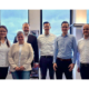 Freuen sich über die neue strategische Partnerschaft beider Unternehmen (von links): Petronas Sales Representative Viktoria Wolf mit Carat-Marketingmanagerin Lisanne Herda und Nils Schöner, Head of Market bei Petronas, sowie Carats Head of Category Management CV Axel Stark, Carats Category Manager Karl-Michael Lill und Dario Peric, Sales Manager Open Market bei Petronas (Bild: Petronas)