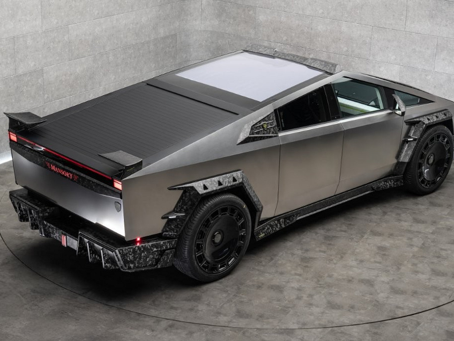 MANSORY Elongation 6